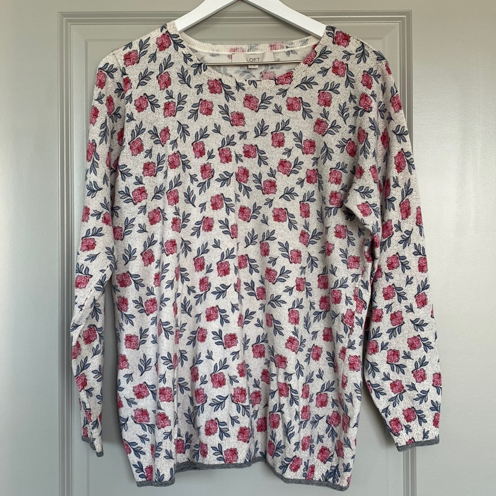 Women’s Loft Lightweight Sweater - Picture 2 of 5